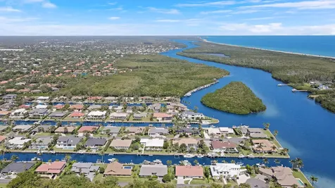 9139 SE Hawksbill Way Hobe Sound FL 33455