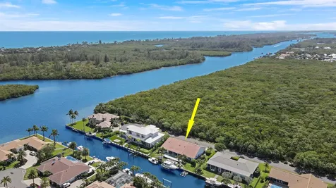 9139 SE Hawksbill Way Hobe Sound FL 33455