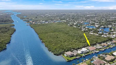 9139 SE Hawksbill Way Hobe Sound FL 33455