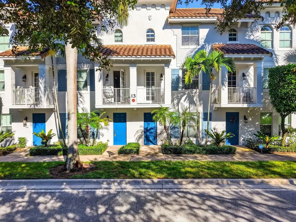 1465 Via De Pepi Boynton Beach FL 33426