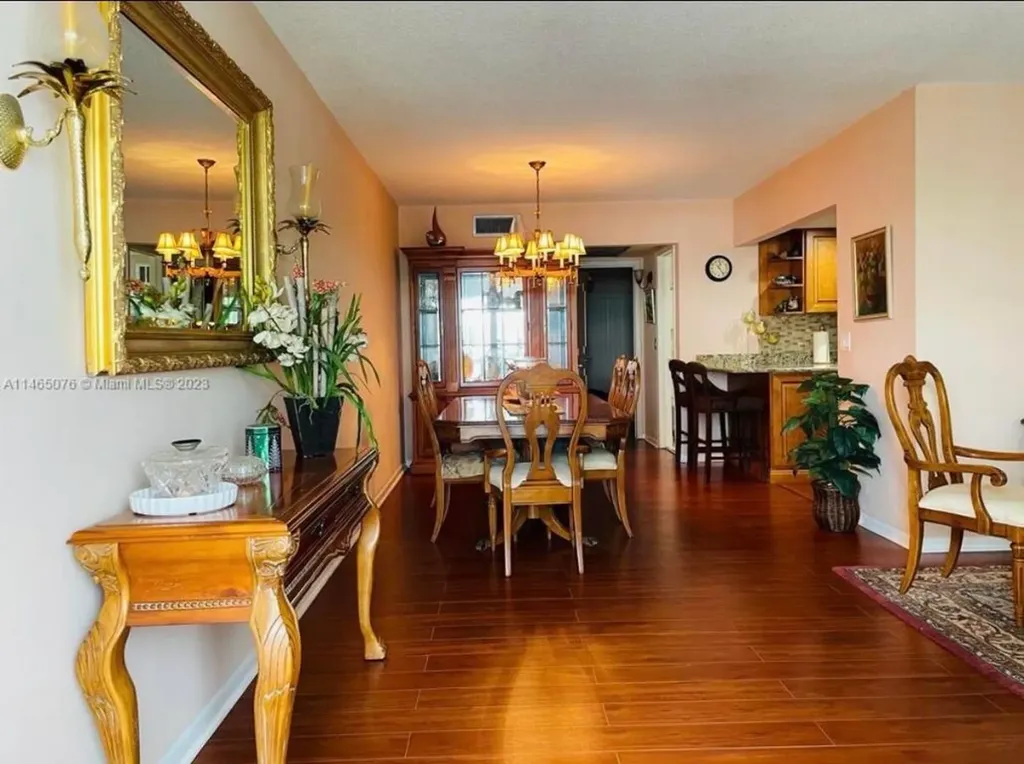 308 Wellington D West Palm Beach FL 33417