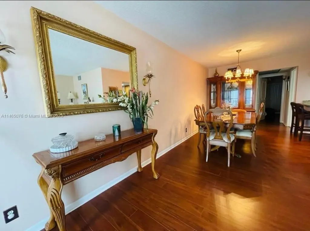 308 Wellington D West Palm Beach FL 33417
