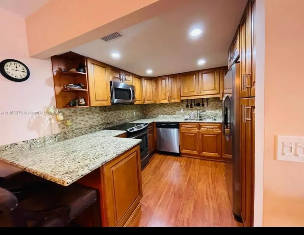 308 Wellington D West Palm Beach FL 33417