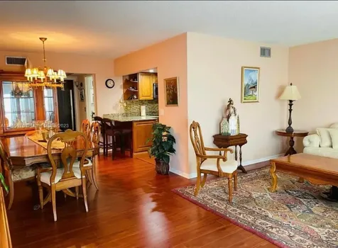 308 Wellington D West Palm Beach FL 33417