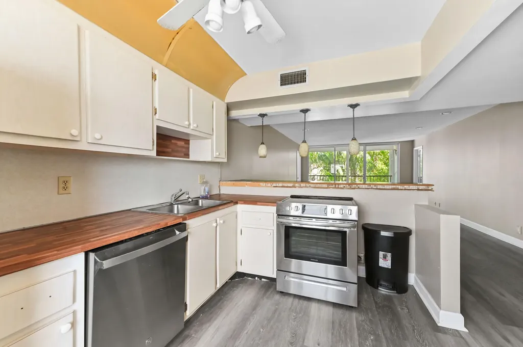 4080 Tivoli Court Lake Worth FL 33467