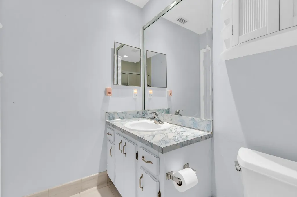 5755 Doris Court Delray Beach FL 33484