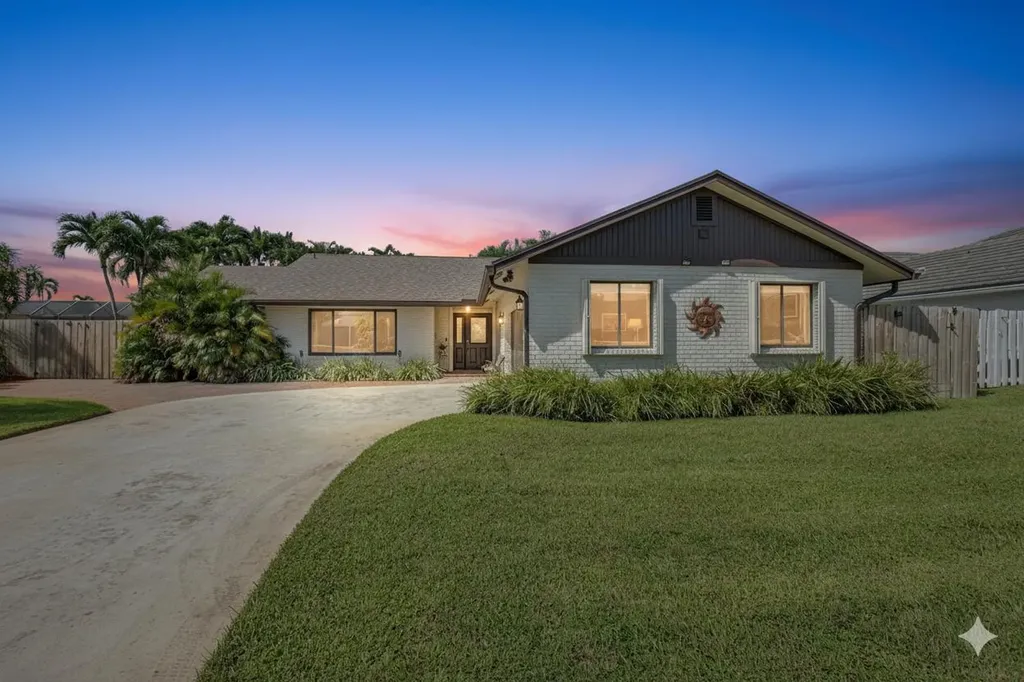 17705 Maplewood Drive Boca Raton FL 33487