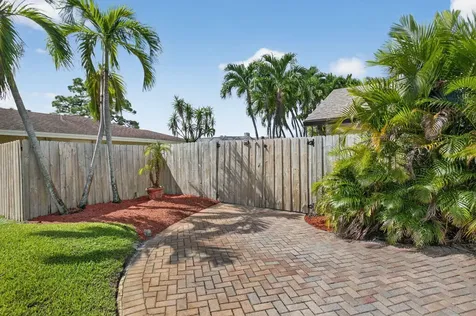17705 Maplewood Drive Boca Raton FL 33487