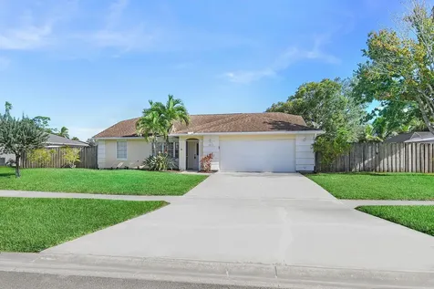 503 NE Solida Circle Port St Lucie FL 34983