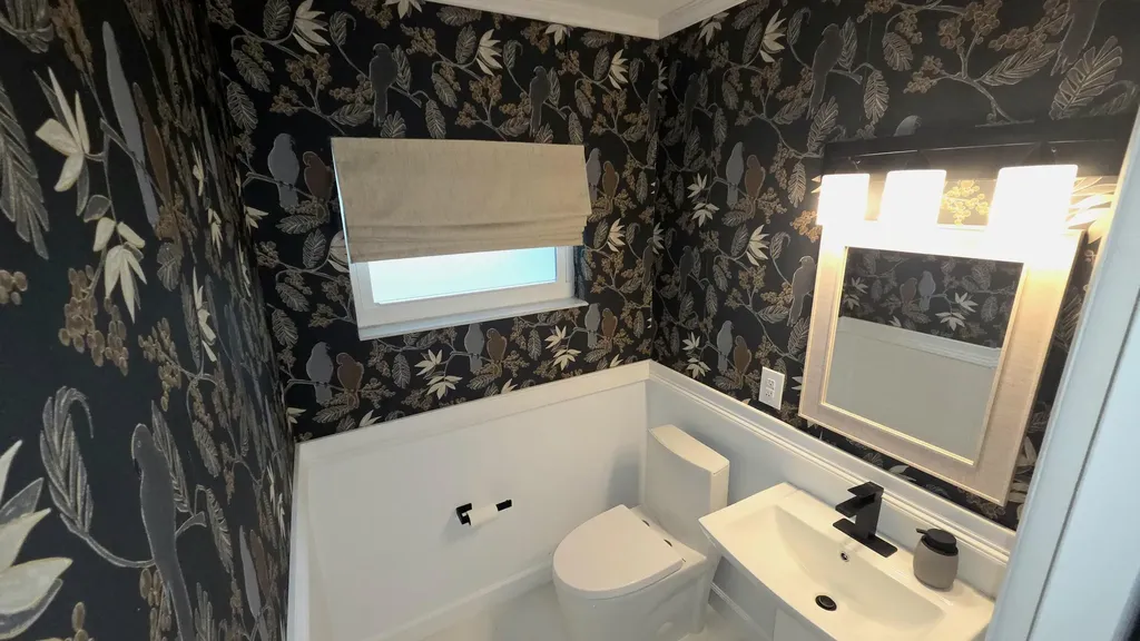 2568 Dudley Drive E West Palm Beach FL 33415
