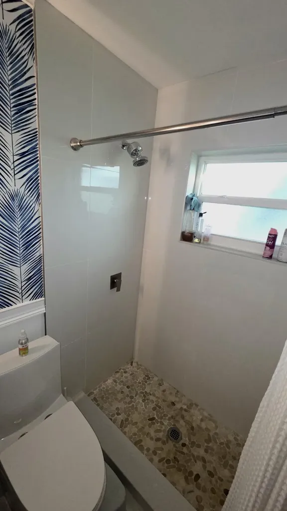 2568 Dudley Drive E West Palm Beach FL 33415
