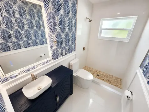 2568 Dudley Drive E West Palm Beach FL 33415