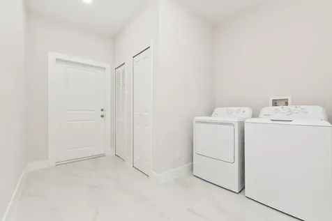 5310 Sunset Boulevard Fort Pierce FL 34982