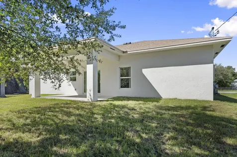 5310 Sunset Boulevard Fort Pierce FL 34982