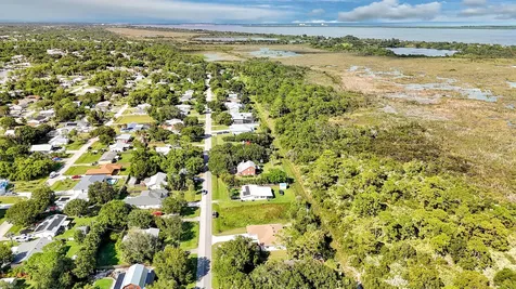 5310 Sunset Boulevard Fort Pierce FL 34982
