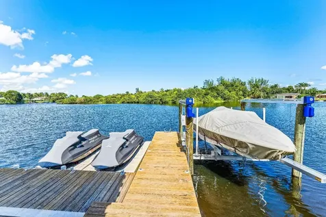 6788 Bayshore Drive Lake Worth FL 33462