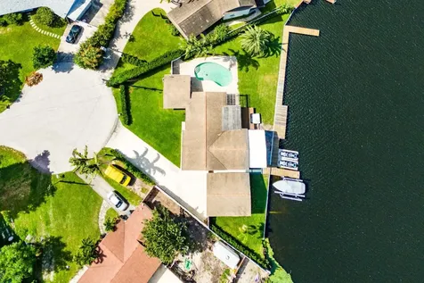 6788 Bayshore Drive Lake Worth FL 33462