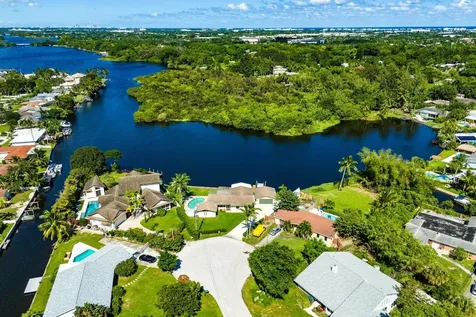 6788 Bayshore Drive Lake Worth FL 33462