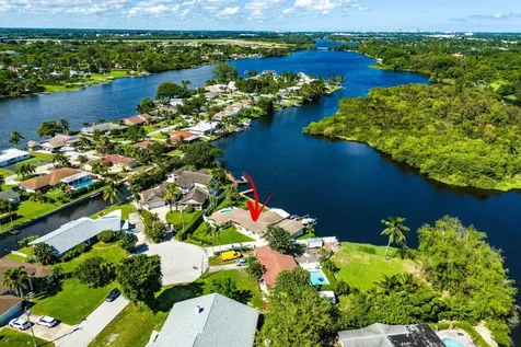 6788 Bayshore Drive Lake Worth FL 33462