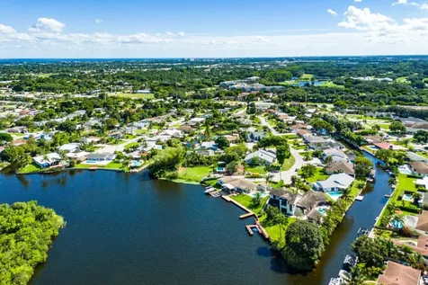 6788 Bayshore Drive Lake Worth FL 33462