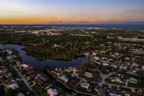 6788 Bayshore Drive Lake Worth FL 33462
