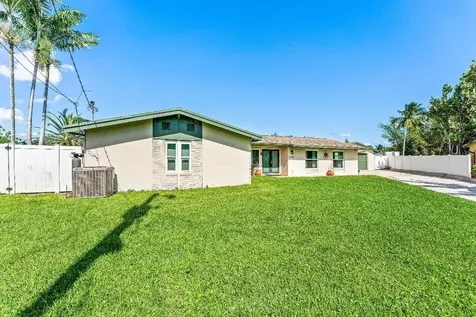 6788 Bayshore Drive Lake Worth FL 33462