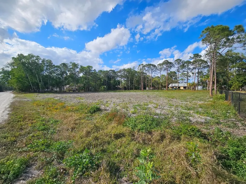 Xxxxx 82nd Lane N The Acreage FL 33470