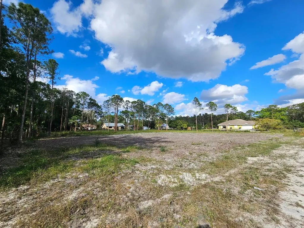 Xxxxx 82nd Lane N The Acreage FL 33470