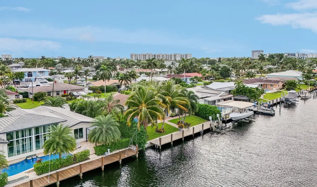 2731 NE 5th Street Pompano Beach FL 33062