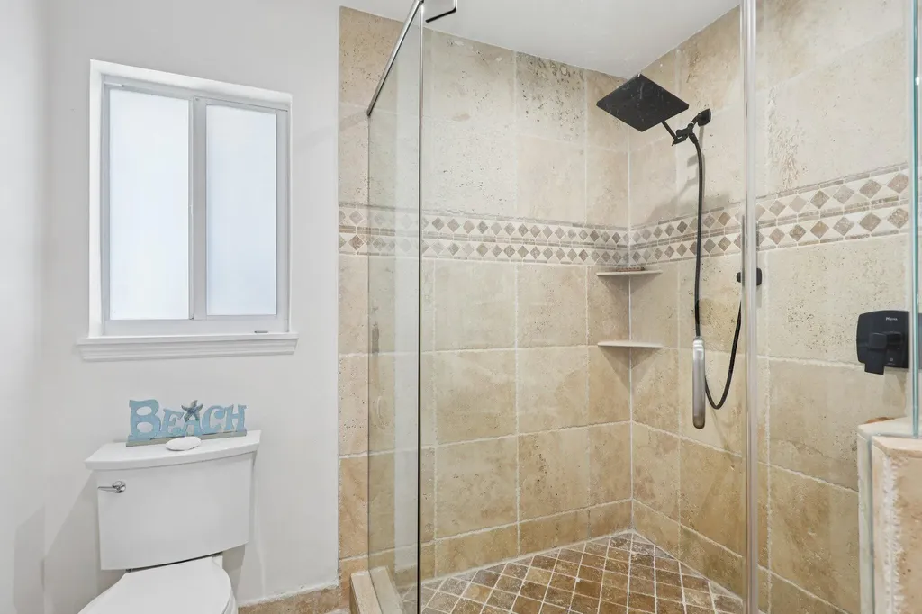 2731 NE 5th Street Pompano Beach FL 33062