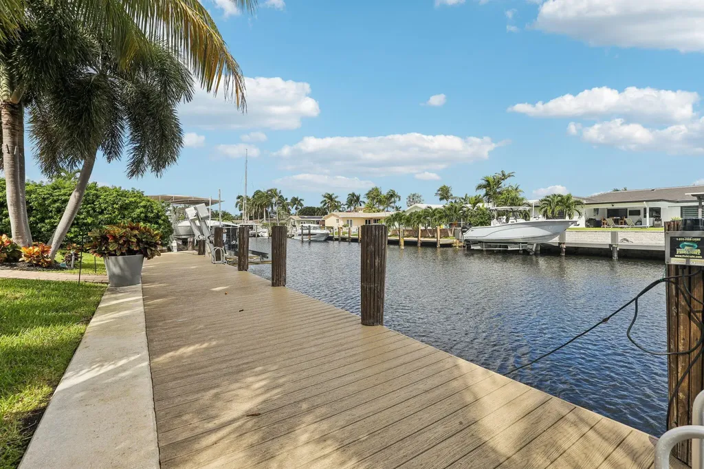 2731 NE 5th Street Pompano Beach FL 33062
