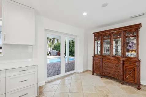 2731 NE 5th Street Pompano Beach FL 33062