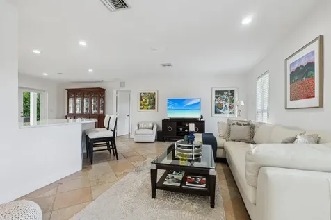 2731 NE 5th Street Pompano Beach FL 33062