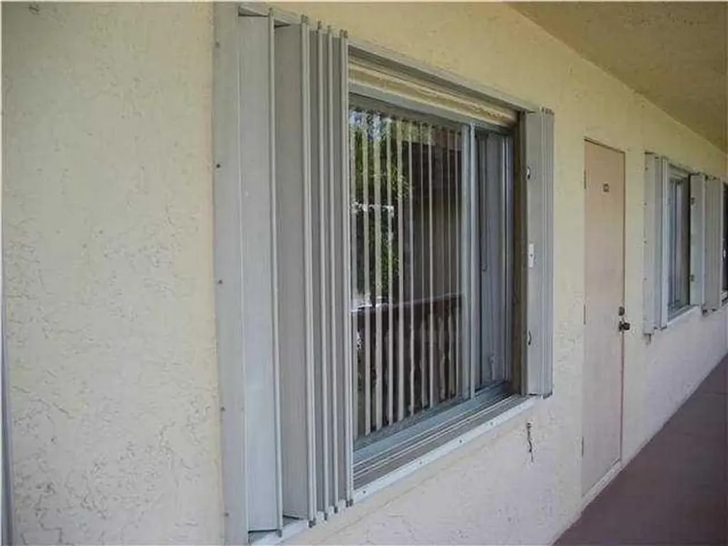 500 Village Green Circle W Palm Springs FL 33461
