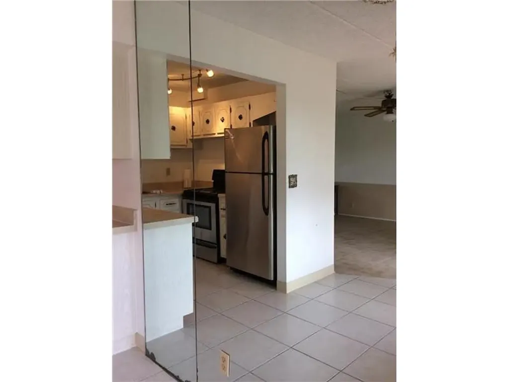 500 Village Green Circle W Palm Springs FL 33461