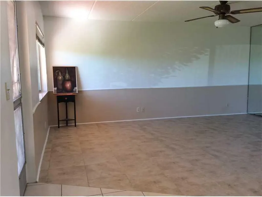 500 Village Green Circle W Palm Springs FL 33461
