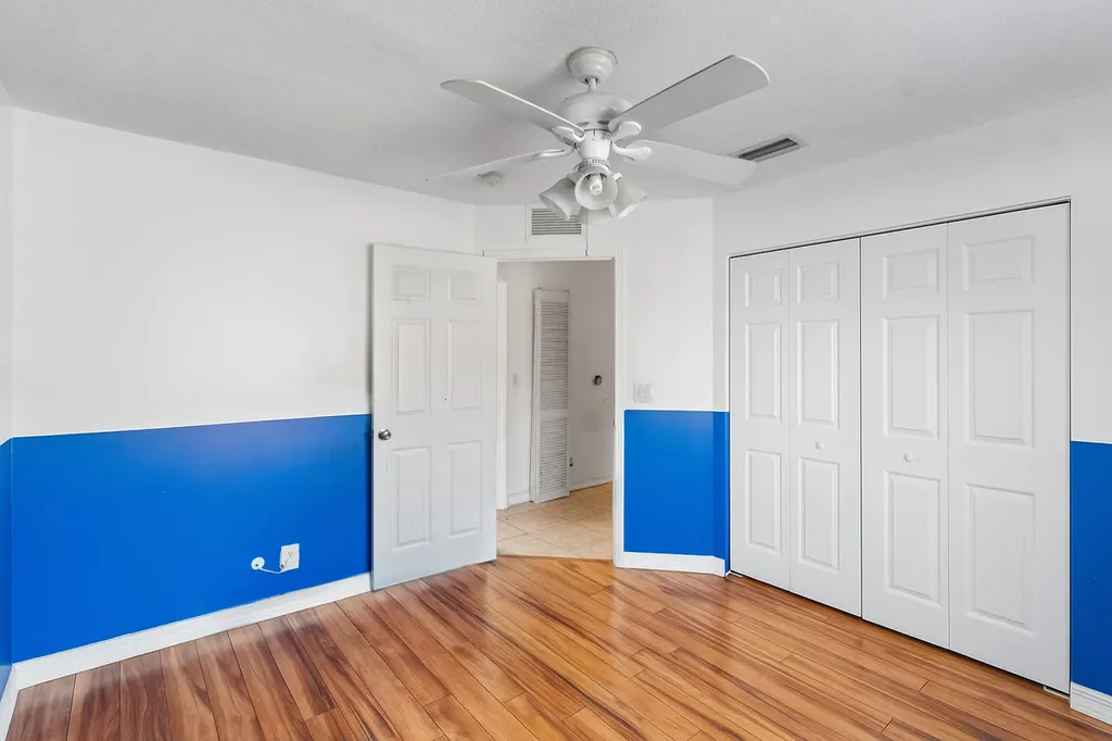 176 SE 2nd Street SE Deerfield Beach FL 33441