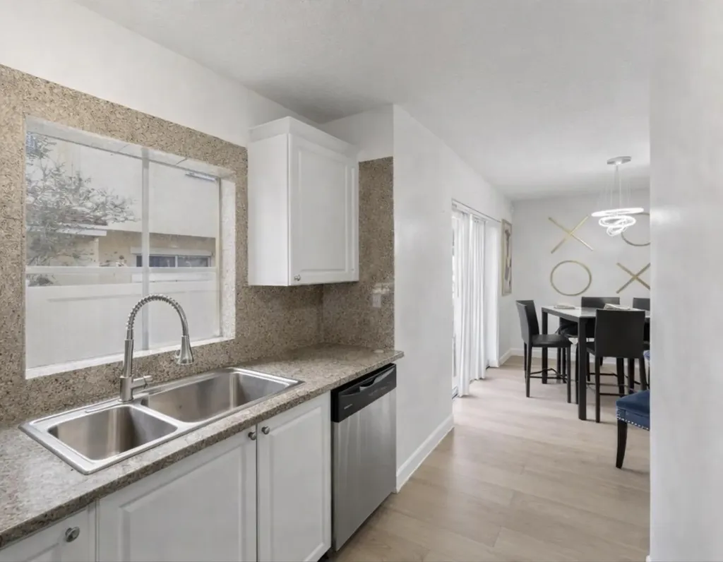 176 SE 2nd Street SE Deerfield Beach FL 33441