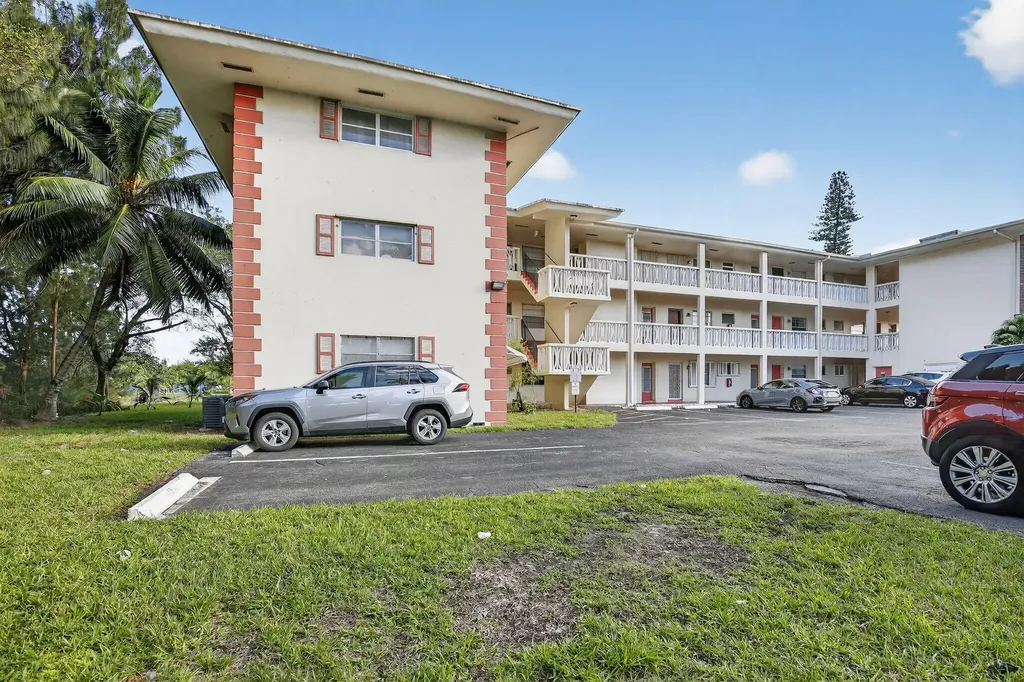 4770 NW 10th Court Plantation FL 33313