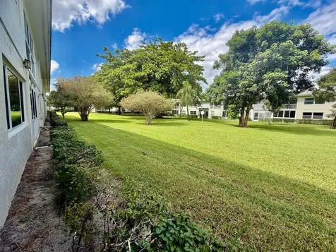 1211 Bahama Bend Coconut Creek FL 33066