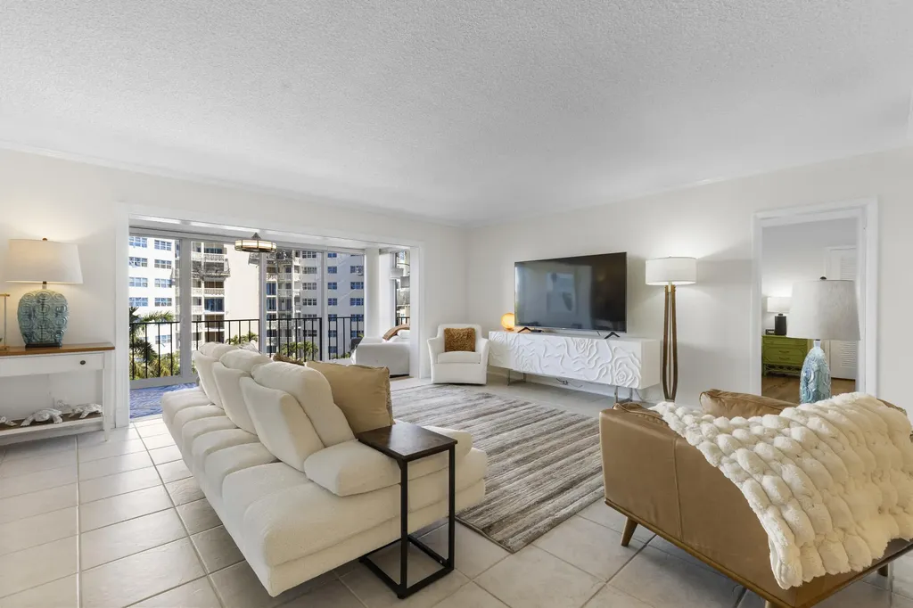 50 East Road Delray Beach FL 33483