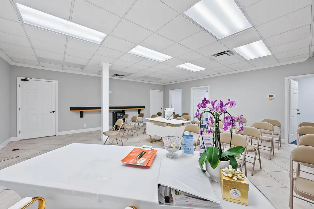 2328 S Congress Avenue Palm Springs FL 33406
