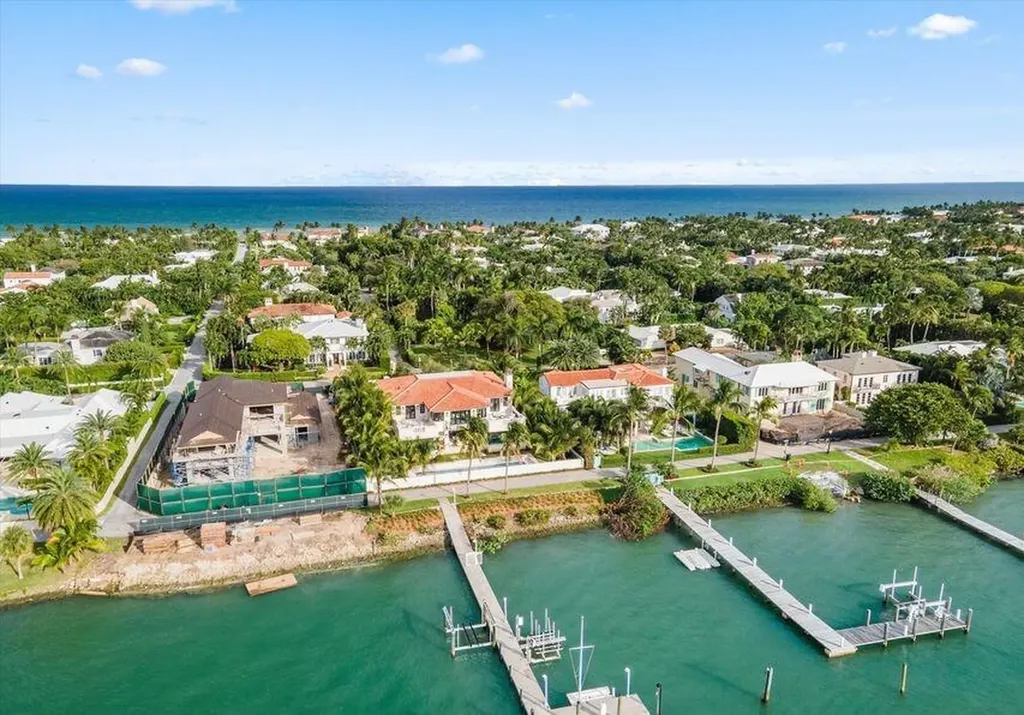 1260 N Lake Way Palm Beach FL 33480