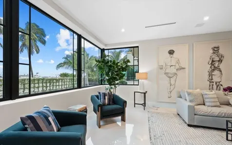 1260 N Lake Way Palm Beach FL 33480