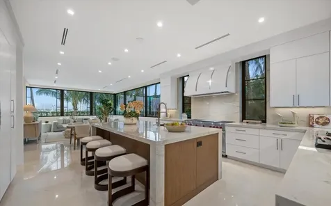 1260 N Lake Way Palm Beach FL 33480