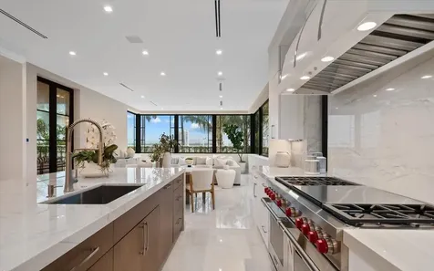 1260 N Lake Way Palm Beach FL 33480