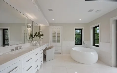 1260 N Lake Way Palm Beach FL 33480