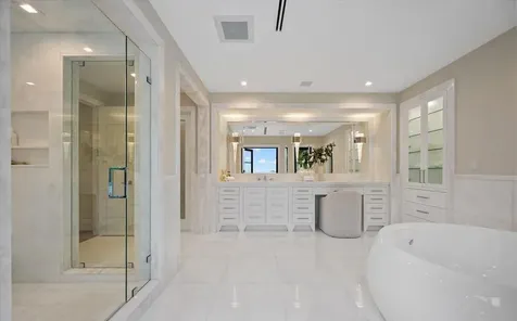 1260 N Lake Way Palm Beach FL 33480