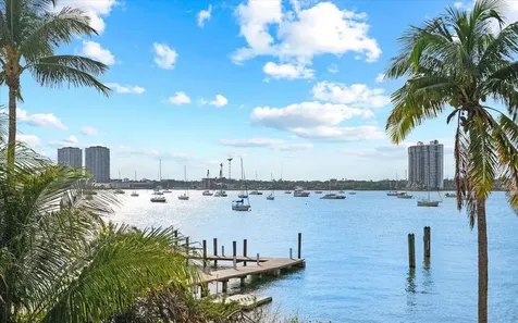 1260 N Lake Way Palm Beach FL 33480