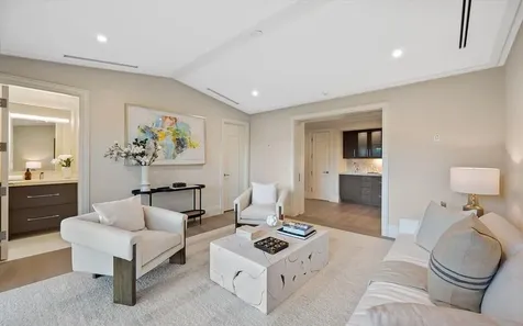 1260 N Lake Way Palm Beach FL 33480